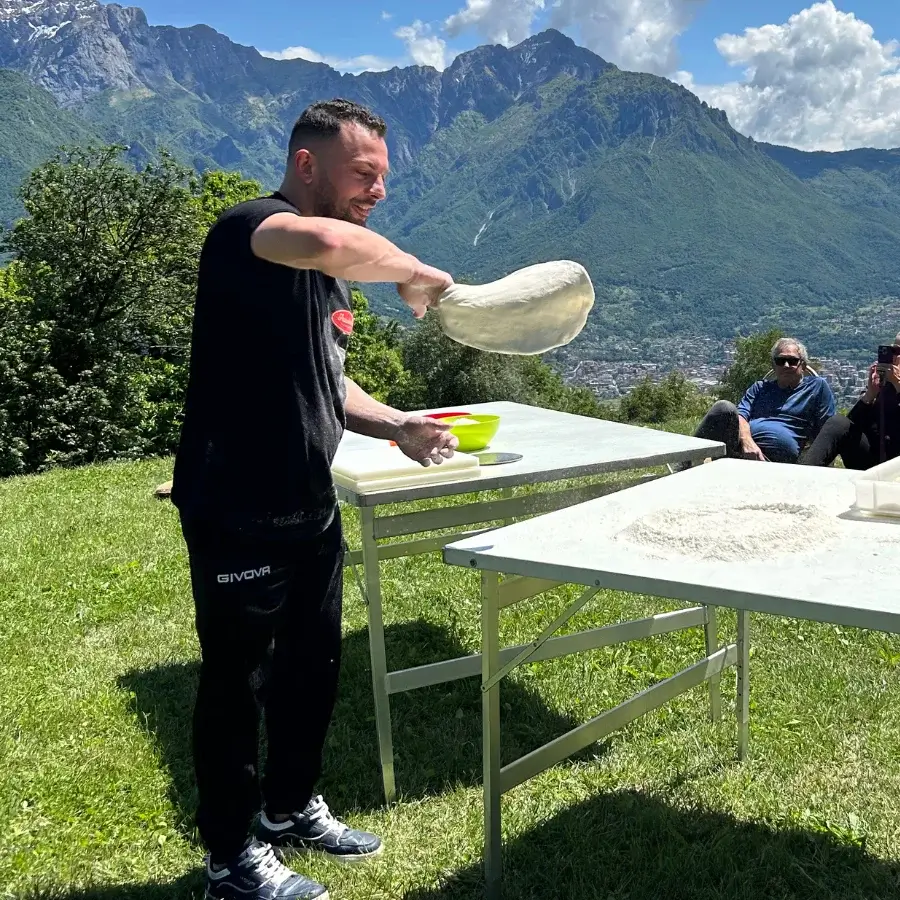 Francesco-Bologna-Pizza-show-Bellagio-Lake-Como