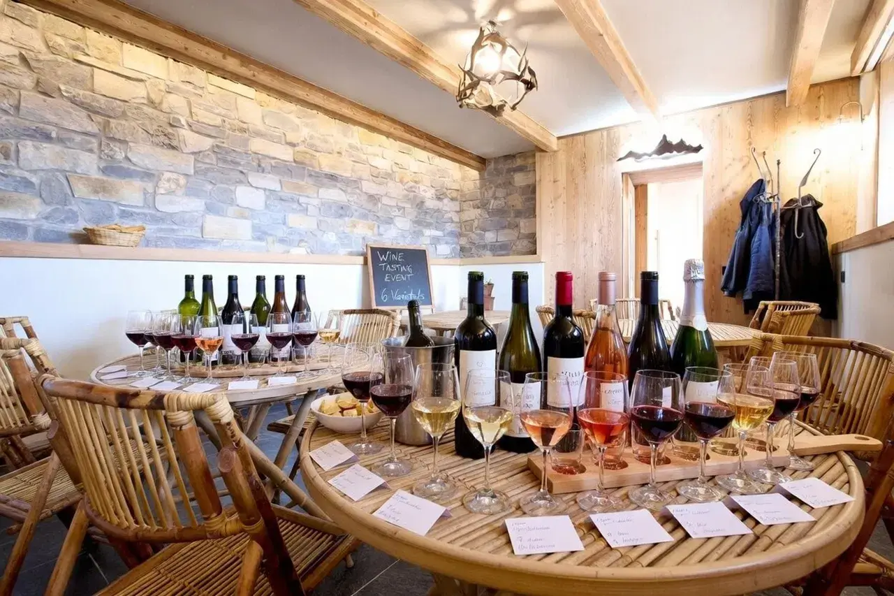 Wine-tasting-Bellagio-Lake-Como